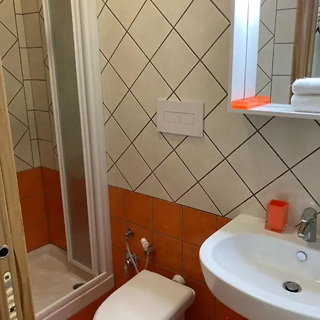 Inn Simply Close To Tivoli Marcellina